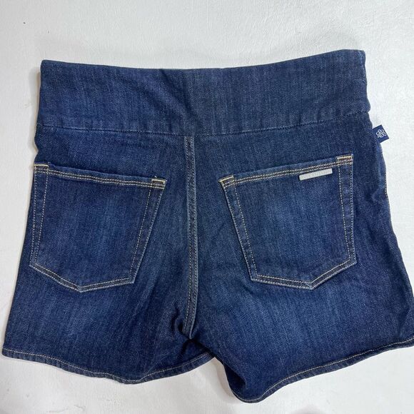 Rock & Republic Style “Fever”Slip On Blue Jean Shorts Mid-Thigh Cuffed - Picture 4 of 4